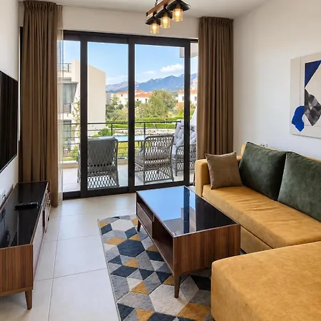 Apartament Pearl Island Sea & Mountain View Dherinia